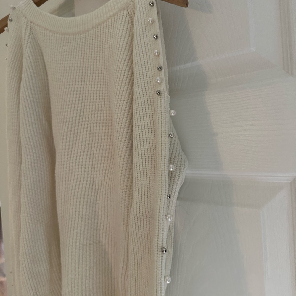 Cream Ribbed Crew Neck Sweater - Picture 5 of 8